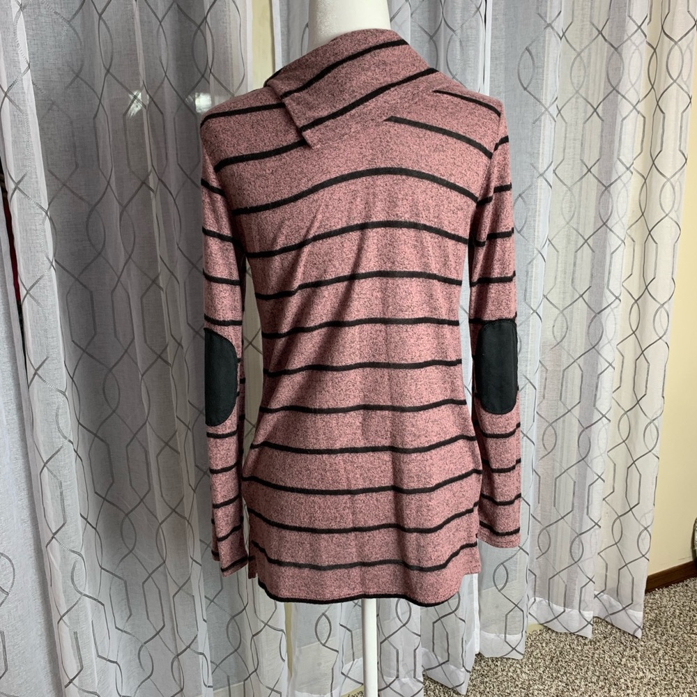 Vanilla Bay Elbow Patch Sweater Size Small - Picture 4 of 6